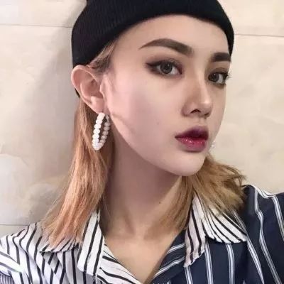 母亲将60克黄金藏旧水壶，被不知情女儿当废品卖，为何总有人把金子藏“破烂”里？废品站没看到能免责吗？